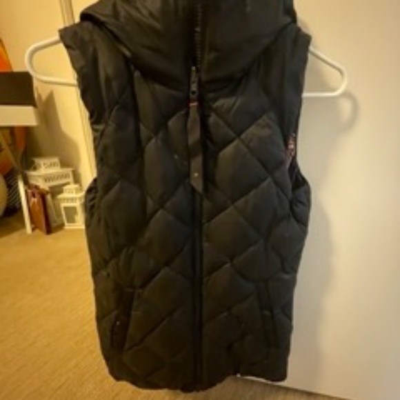 Lululemon The Fluffiest Vest Reversible - Picture 5 of 13